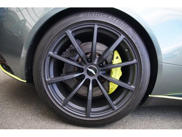 ＤＢ１１ 　ＨＡＲＯｐａｃｋ世界限定１００台　カーボンミラー　ドアノブカーボン　ｈａｎｇ＆ｏｌｕｆｓｅｎスペシャルオーディオ　　Ｆ．Ｓ．Ｒカーボン　カーボンミラー　ドアノブカーボン　Ｈ＆Ｒエアサス　カーボンルーフ（52枚目）