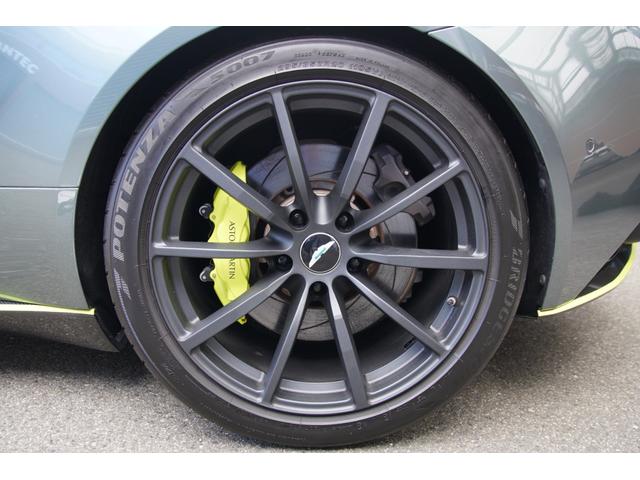 ＤＢ１１ 　ＨＡＲＯｐａｃｋ世界限定１００台　カーボンミラー　ドアノブカーボン　ｈａｎｇ＆ｏｌｕｆｓｅｎスペシャルオーディオ　　Ｆ．Ｓ．Ｒカーボン　カーボンミラー　ドアノブカーボン　Ｈ＆Ｒエアサス　カーボンルーフ（54枚目）