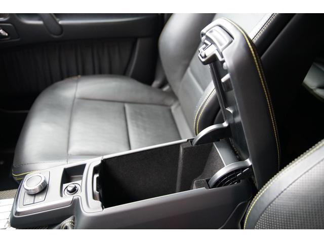Ｇクラス Ｇ６３　ＡＭＧ　１００ｔｈアニバーサリーエディション　ユーザー様下取車　国内６台　サンルーフ　特別仕様（オブシディアンブラック）　ハーマーカードン　アルカンターラルーフライニング　カーボンインテリアトリム　前席ベンチレーター　純正２０インチアルミホイール（26枚目）