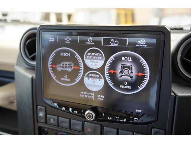 ディフェンダー ピックアップ　ＡＴ載替車両　ＮＯＸ／ＰＭ適合車　本革シート張替済　社外ステアリング　社外１０インチディスプレイオーディオ　専用ビルトインキッド取付　サイドステップブラック　社外グリル　ＬＥＤサイドランプ（19枚目）