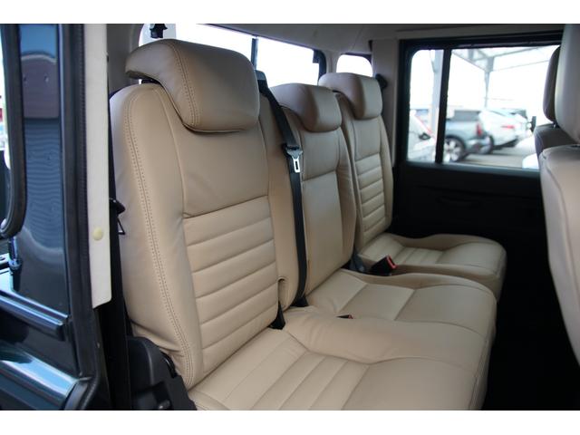 ディフェンダー ピックアップ　ＡＴ載替車両　ＮＯＸ／ＰＭ適合車　本革シート張替済　社外ステアリング　社外１０インチディスプレイオーディオ　専用ビルトインキッド取付　サイドステップブラック　社外グリル　ＬＥＤサイドランプ（34枚目）