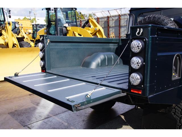 ディフェンダー ピックアップ　ＡＴ載替車両　ＮＯＸ／ＰＭ適合車　本革シート張替済　社外ステアリング　社外１０インチディスプレイオーディオ　専用ビルトインキッド取付　サイドステップブラック　社外グリル　ＬＥＤサイドランプ（50枚目）