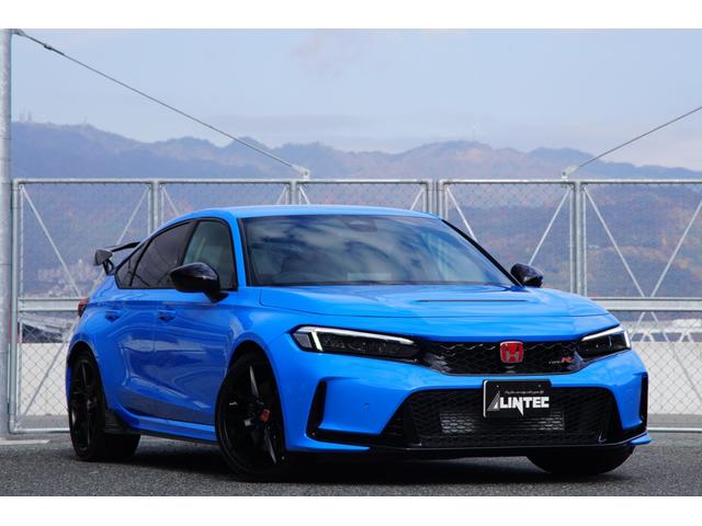 シビック タイプR レーシングブラックパッケージ 法人ワンオーナー レーシングブラックPKG ホンダコネクト 純正ナビ タイプR専用メーター 純正ナビ 地デジ BT バックカメラ ACC ブラインドスポットモニター 絶正19インチAW(3枚目)