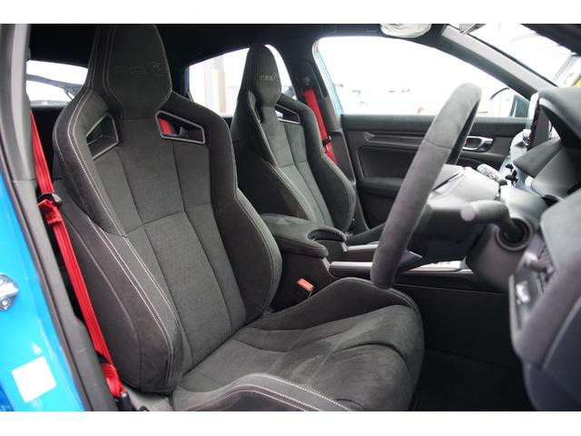 シビック タイプR レーシングブラックパッケージ 法人ワンオーナー レーシングブラックPKG ホンダコネクト 純正ナビ タイプR専用メーター 純正ナビ 地デジ BT バックカメラ ACC ブラインドスポットモニター 絶正19インチAW(10枚目)