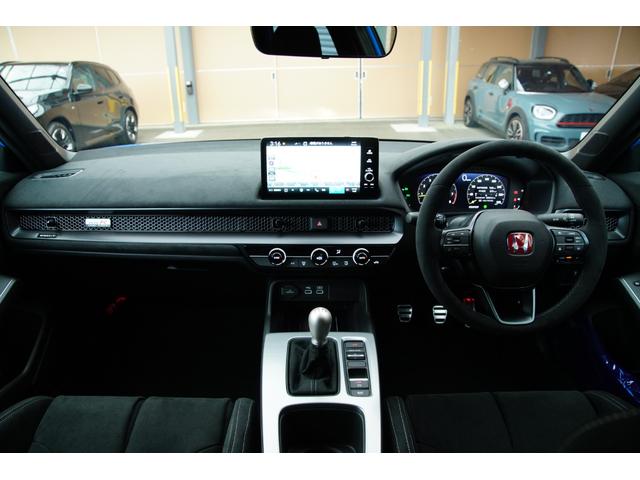 シビック タイプR レーシングブラックパッケージ 法人ワンオーナー レーシングブラックPKG ホンダコネクト 純正ナビ タイプR専用メーター 純正ナビ 地デジ BT バックカメラ ACC ブラインドスポットモニター 絶正19インチAW(12枚目)