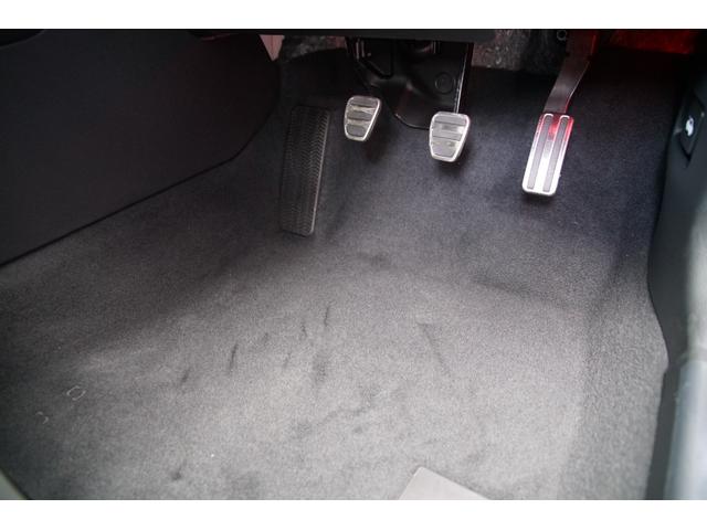 シビック タイプR レーシングブラックパッケージ 法人ワンオーナー レーシングブラックPKG ホンダコネクト 純正ナビ タイプR専用メーター 純正ナビ 地デジ BT バックカメラ ACC ブラインドスポットモニター 絶正19インチAW(30枚目)