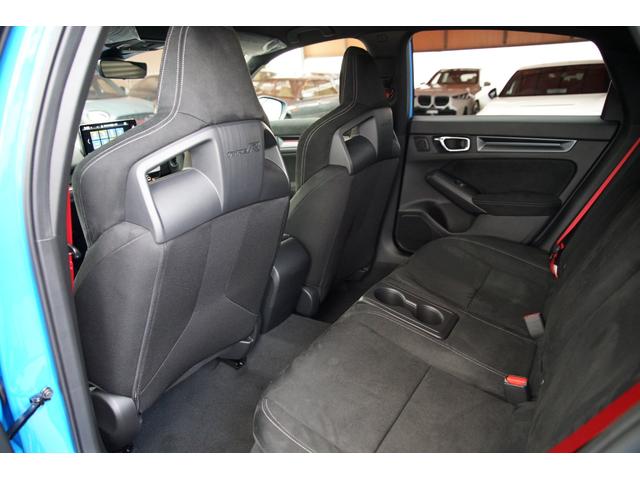 シビック タイプR レーシングブラックパッケージ 法人ワンオーナー レーシングブラックPKG ホンダコネクト 純正ナビ タイプR専用メーター 純正ナビ 地デジ BT バックカメラ ACC ブラインドスポットモニター 絶正19インチAW(41枚目)