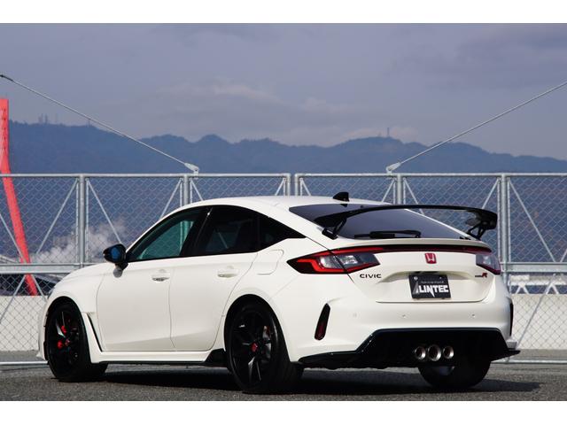 シビック タイプR レーシングブラックパッケージ 法人ワンオーナー レーシングブラックPKG ホンダコネクト 純正ナビ タイプR専用メーター 純正ナビ 地デジ BT バックカメラ ACC ブラインドスポットモニター 絶正19インチAW(7枚目)