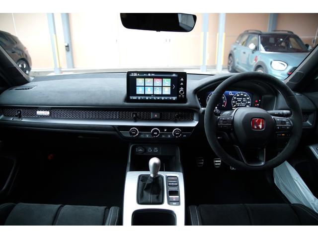 シビック タイプR レーシングブラックパッケージ 法人ワンオーナー レーシングブラックPKG ホンダコネクト 純正ナビ タイプR専用メーター 純正ナビ 地デジ BT バックカメラ ACC ブラインドスポットモニター 絶正19インチAW(12枚目)