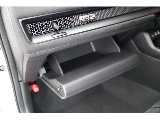 シビック タイプR レーシングブラックパッケージ 法人ワンオーナー レーシングブラックPKG ホンダコネクト 純正ナビ タイプR専用メーター 純正ナビ 地デジ BT バックカメラ ACC ブラインドスポットモニター 絶正19インチAW(38枚目)