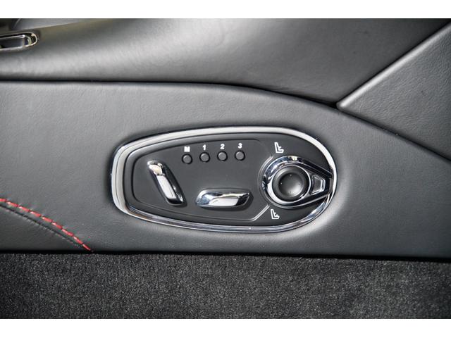 ＤＢＳスーパーレッジェーラ 　ユーザー様買取車両　Ｂａｎｇ＆ＯｌｕｆｓｅｎＢｅｏＳｏｕｎｄ　カーボンサイドルーバー・ボンネットルーバー・トランクスポイラー・ディフューザー　トリムインカーボン　電動シートボルスター（13枚目）