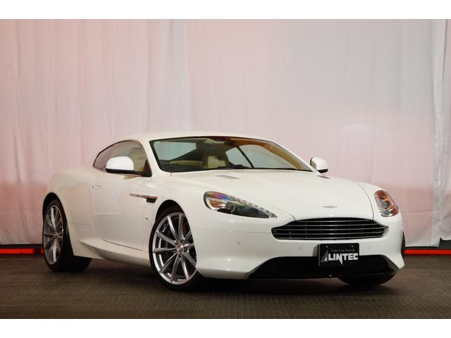 ＤＢ９ クーペ　ユーザー様買取車　専用フロントスプリッター・リアディフューザー・インテリアトリム　アルカンターラルーフライニング　セラミックカーボンブレーキ　ブラックキャリパー　前席シートヒーター・パワーシート（4枚目）