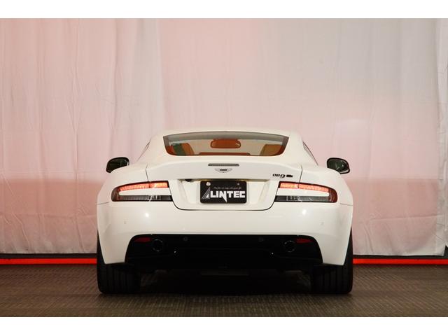 ＤＢ９ クーペ　ユーザー様買取車　専用フロントスプリッター・リアディフューザー・インテリアトリム　アルカンターラルーフライニング　セラミックカーボンブレーキ　ブラックキャリパー　前席シートヒーター・パワーシート（7枚目）