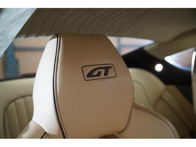 ＤＢ９ クーペ　ユーザー様買取車　専用フロントスプリッター・リアディフューザー・インテリアトリム　アルカンターラルーフライニング　セラミックカーボンブレーキ　ブラックキャリパー　前席シートヒーター・パワーシート（14枚目）