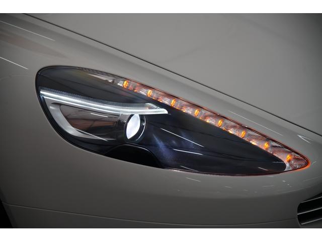 ＤＢ９ クーペ　ユーザー様買取車　専用フロントスプリッター・リアディフューザー・インテリアトリム　アルカンターラルーフライニング　セラミックカーボンブレーキ　ブラックキャリパー　前席シートヒーター・パワーシート（47枚目）