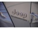 CHRYSLER JEEP JEEP GLADIATOR