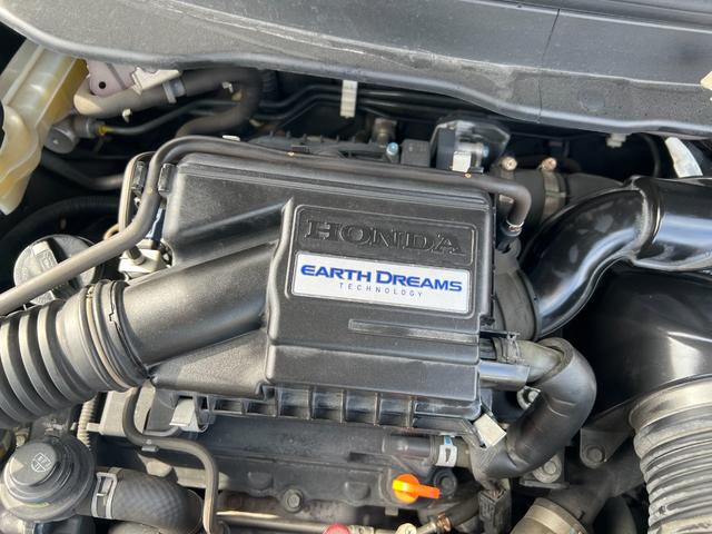 Ｎ－ＯＮＥ プレミアム　ツアラー・Ｌパッケージ　検２年　ターボ　バックカメラ　ＥＴＣ　ディスプレイオーディオ　ＣＤ　アルミ　ＨＩＤ　スマートキー　ターボ　バックカメラ　ＥＴＣ　ディスプレイオーディオ　ＣＤ　アルミ　ＨＩＤ　スマートキー（8枚目）