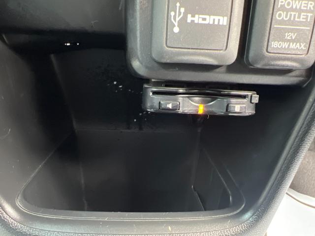 Ｎ－ＯＮＥ プレミアム　ツアラー・Ｌパッケージ　検２年　ターボ　バックカメラ　ＥＴＣ　ディスプレイオーディオ　ＣＤ　アルミ　ＨＩＤ　スマートキー　ターボ　バックカメラ　ＥＴＣ　ディスプレイオーディオ　ＣＤ　アルミ　ＨＩＤ　スマートキー（10枚目）