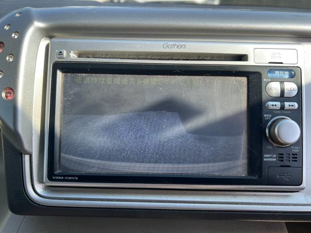 ギャザスメモリーナビ装備（ＶＸＭ−１１８ＶＳ）！バックカメラ付いています！