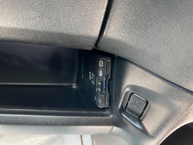 Ｎ－ＯＮＥ プレミアム　ツアラー・Ｌパッケージ　検２年　ターボ　メモリーナビ　バックカメラ　ＥＴＣ　地デジ　アルミ　ＨＩＤ　スマートキー（10枚目）