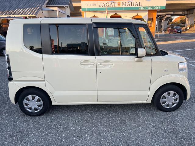 Ｎ－ＢＯＸ Ｇ　検２年　メモリーナビ　バックカメラ　ＥＴＣ　ワンセグ　スマートキー　ベンチシート　ＡＢＳ　メモリーナビ　バックカメラ　ＥＴＣ　ワンセグ　スマートキー　ベンチシート　ＡＢＳ（3枚目）