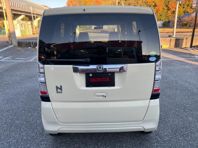Ｎ－ＢＯＸ Ｇ　検２年　メモリーナビ　バックカメラ　ＥＴＣ　ワンセグ　スマートキー　ベンチシート　ＡＢＳ　メモリーナビ　バックカメラ　ＥＴＣ　ワンセグ　スマートキー　ベンチシート　ＡＢＳ（4枚目）