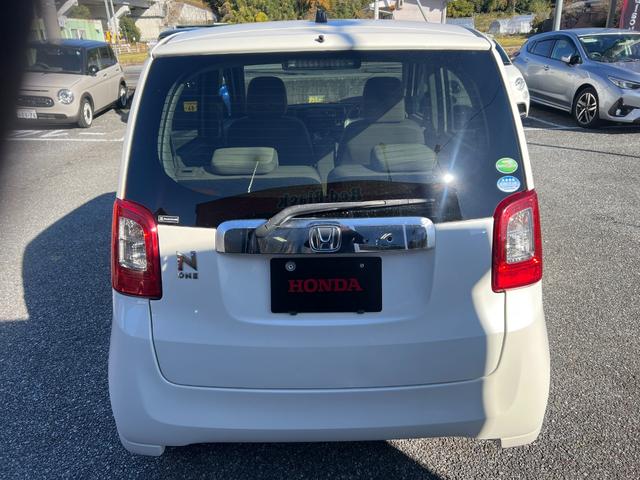 ボディカラーは人気のパールホワイト！！