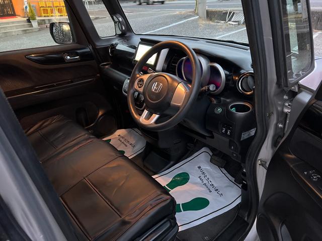 N-BOXカスタム G・Aパッケージ 両側パワスラ メモリーナビ バックカメラ 地デジ アルミ HID スマートキー 両側パワスラ メモリーナビ バックカメラ 地デジ アルミ HID スマートキー(16枚目)