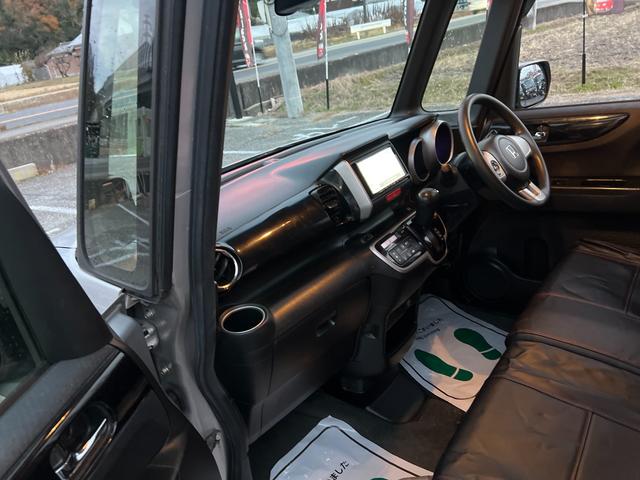 N-BOXカスタム G・Aパッケージ 両側パワスラ メモリーナビ バックカメラ 地デジ アルミ HID スマートキー 両側パワスラ メモリーナビ バックカメラ 地デジ アルミ HID スマートキー(17枚目)