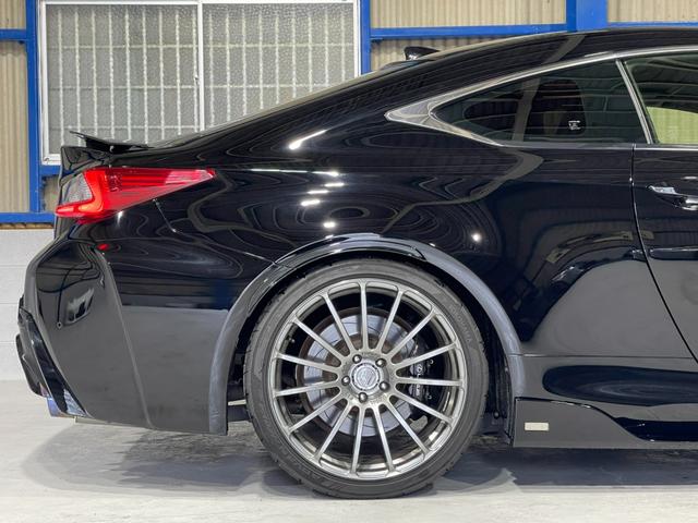 ＲＣ Ｆ ベースグレード　ＴＯＭＳエアロ（Ｆ，Ｓ，Ｒ）ＴＯＭＳリミッターカット　ＴＯＭＳスロコン　ＡＰＥＸマフラー　ブリッツ車高調　アドバンＭＯＤＥＬ／Ｆ１５２０インチ　ＩＧＬＡ２＋セキュリティー　本革シート　フルセグＴＶ（17枚目）