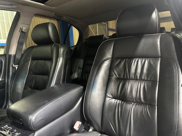 アリスト V300ベルテックスエディション 黒革 サンルーフ バーディークラブ車高調 フジツボマフラー ボルクレーシング18インチ HKSブーストコントローラー HKSメタルキャタライザー HKSインタークーラーパイピングキット(7枚目)