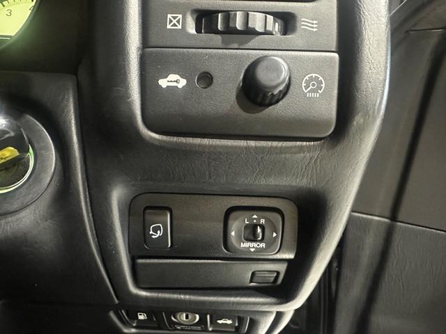 アリスト V300ベルテックスエディション 黒革 サンルーフ バーディークラブ車高調 フジツボマフラー ボルクレーシング18インチ HKSブーストコントローラー HKSメタルキャタライザー HKSインタークーラーパイピングキット(23枚目)