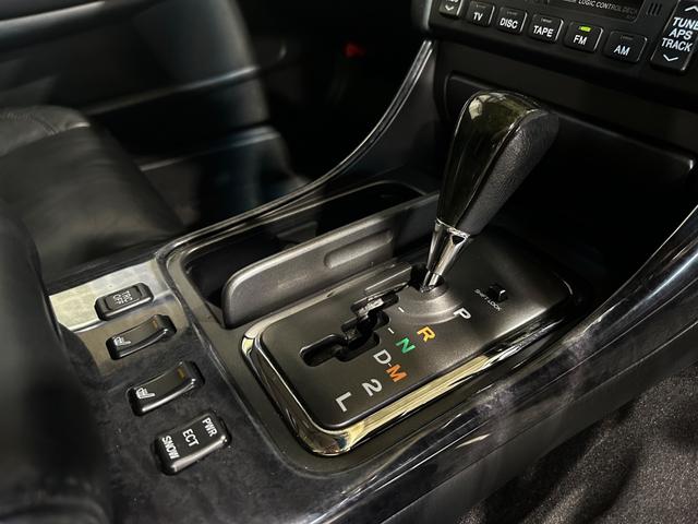 アリスト V300ベルテックスエディション 黒革 サンルーフ バーディークラブ車高調 フジツボマフラー ボルクレーシング18インチ HKSブーストコントローラー HKSメタルキャタライザー HKSインタークーラーパイピングキット(25枚目)