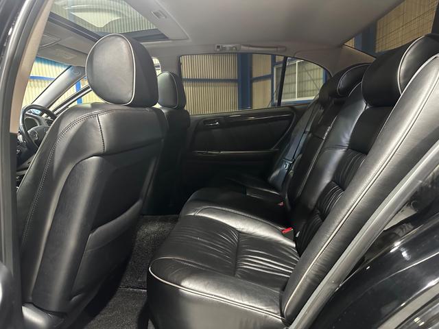 アリスト V300ベルテックスエディション 黒革 サンルーフ バーディークラブ車高調 フジツボマフラー ボルクレーシング18インチ HKSブーストコントローラー HKSメタルキャタライザー HKSインタークーラーパイピングキット(29枚目)