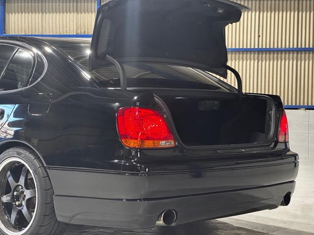 アリスト V300ベルテックスエディション 黒革 サンルーフ バーディークラブ車高調 フジツボマフラー ボルクレーシング18インチ HKSブーストコントローラー HKSメタルキャタライザー HKSインタークーラーパイピングキット(32枚目)