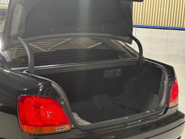 アリスト V300ベルテックスエディション 黒革 サンルーフ バーディークラブ車高調 フジツボマフラー ボルクレーシング18インチ HKSブーストコントローラー HKSメタルキャタライザー HKSインタークーラーパイピングキット(33枚目)