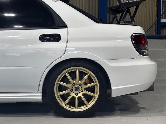 インプレッサ WRX STi F型 社外ボンネット ボルテックスGTウイング HKSマフラー 車高調 HKSブーストコントローラー 社外ヘッドライト 社外ナビ TV ETC タイミングベルト交換済み(11枚目)