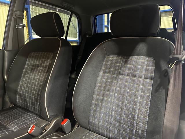 ミラジーノ ミニライトスペシャルターボ　４ＷＤ　ターボ　５ＭＴ　車高調　社外ステアリング　社外１４インチＡＷ　ＥＴＣ　キセノンライト（7枚目）