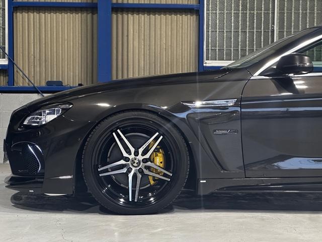 ６シリーズ ６５０ｉクーペ　後期モデル　ＥＮＥＲＧＹエアロ（Ｆ．Ｓ．Ｒ）　ＥＮＥＲＧＹ２１インチ　ＥＮＥＲＧＹ可変マフラー　ＢＣレーシング車高調　アクティブクルーズコントロール　黒革　ＬＥＤヘッドライト　ＨＵＤ　レーンチェンジ（11枚目）