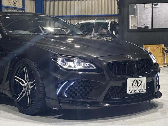 ６シリーズ ６５０ｉクーペ　後期モデル　ＥＮＥＲＧＹエアロ（Ｆ．Ｓ．Ｒ）　ＥＮＥＲＧＹ２１インチ　ＥＮＥＲＧＹ可変マフラー　ＢＣレーシング車高調　アクティブクルーズコントロール　黒革　ＬＥＤヘッドライト　ＨＵＤ　レーンチェンジ（48枚目）