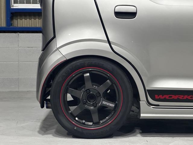 アルトワークス 　ＨＫＳマフラー　レイズＴＥ３７　１５インチ　ｎａｖｉｃ車高調　社外ボンネット　社外ディスプレイオーディオ　バックカメラ（17枚目）