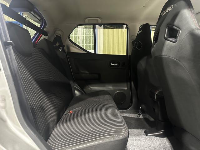 アルトワークス 　ＨＫＳマフラー　レイズＴＥ３７　１５インチ　ｎａｖｉｃ車高調　社外ボンネット　社外ディスプレイオーディオ　バックカメラ（28枚目）