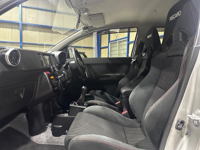 アルトワークス 　ＨＫＳマフラー　レイズＴＥ３７　１５インチ　ｎａｖｉｃ車高調　社外ボンネット　社外ディスプレイオーディオ　バックカメラ（29枚目）