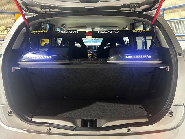 アルトワークス 　ＨＫＳマフラー　レイズＴＥ３７　１５インチ　ｎａｖｉｃ車高調　社外ボンネット　社外ディスプレイオーディオ　バックカメラ（32枚目）