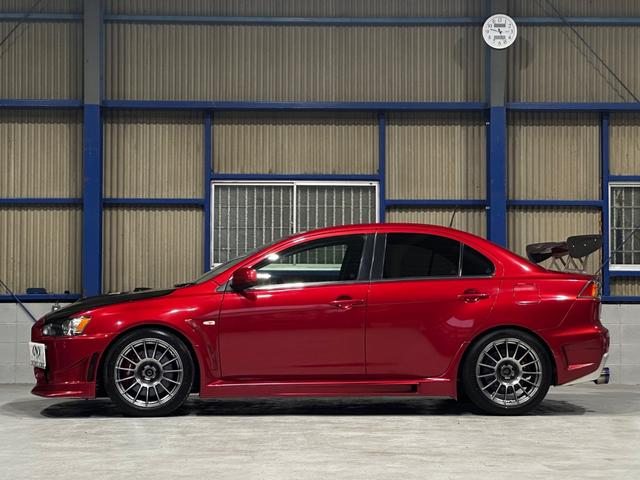 ランサー ＧＳＲエボリューションＸ　ワンオーナー　ＶＡＬＤＩ　ＳＰＯＲＴエアロ、ボンネット、ＧＴウイング　ＨＫＳマフラー　ＨＫＳキャタライザー　　ＡＲＣインタークーラー　オーリンズ車高調　エンジンオーバーホール済み　記録簿（2枚目）