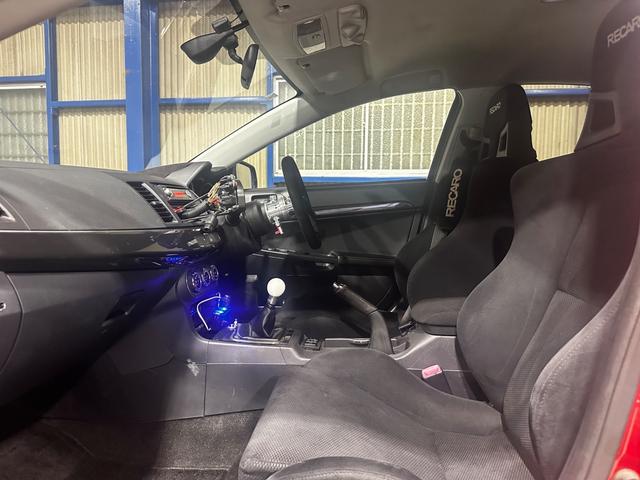 ランサー ＧＳＲエボリューションＸ　ワンオーナー　ＶＡＬＤＩ　ＳＰＯＲＴエアロ、ボンネット、ＧＴウイング　ＨＫＳマフラー　ＨＫＳキャタライザー　　ＡＲＣインタークーラー　オーリンズ車高調　エンジンオーバーホール済み　記録簿（3枚目）