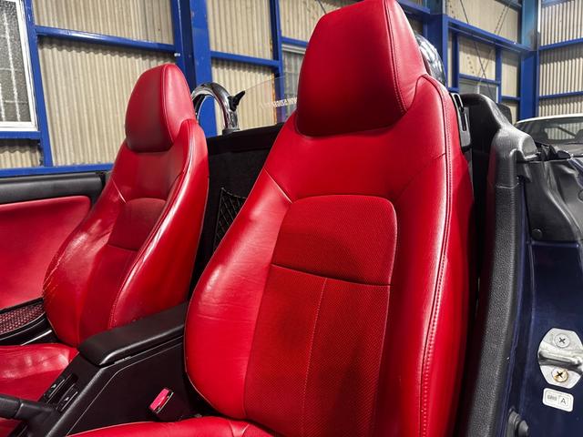 コペン アクティブトップ　ＭＴ車　レザーシート　社外マフラー　社外ＡＷ（7枚目）