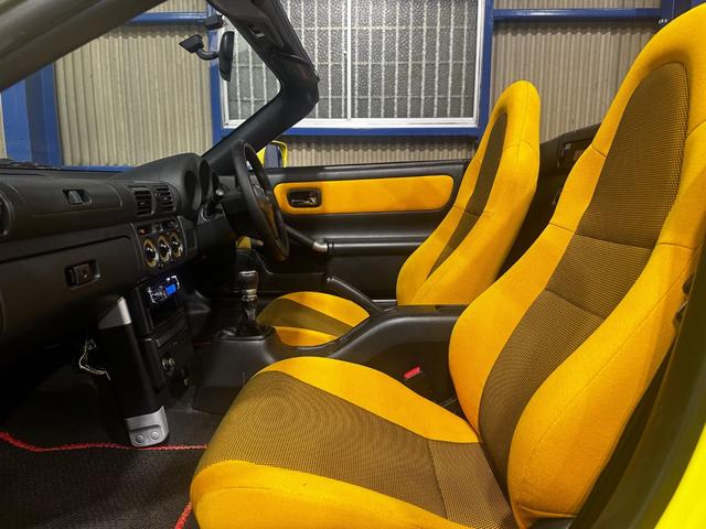 ＭＲ－Ｓ Ｓエディション　６ＭＴ　純正エアロ（Ｆ．Ｓ．Ｒ）　クスコ車高調　柿本マフラー（7枚目）