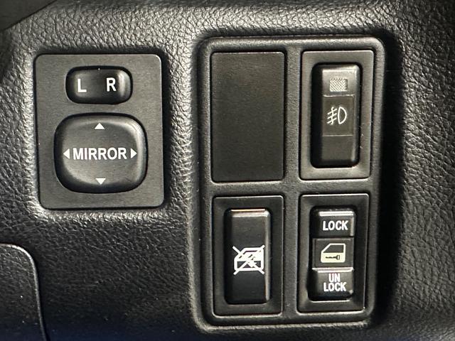 ＭＲ－Ｓ Ｓエディション　アドバンレーシング１６インチ　ＴＥＩＮ車高調　ＴＲＤマフラー　ＴＲＤキャタライザー　ＴＲＤロールバ―　エアロパーツ　レカロシート　幌切れなし（26枚目）