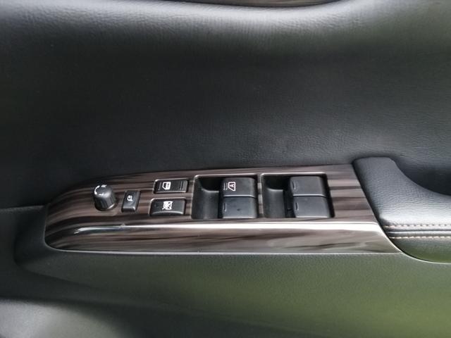 350ハイウェイスター 両側パワースライド/純正メモリーナビ/フルセグTV/バックカメラ/LEDヘッドライト/ハーフレザーシート/電動リアゲート/クルーズコントロール/スマートキー/ETC/純正18インチアルミ/8人乗り(33枚目)